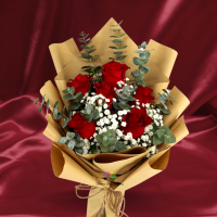 love blossom Valentine Bouquet