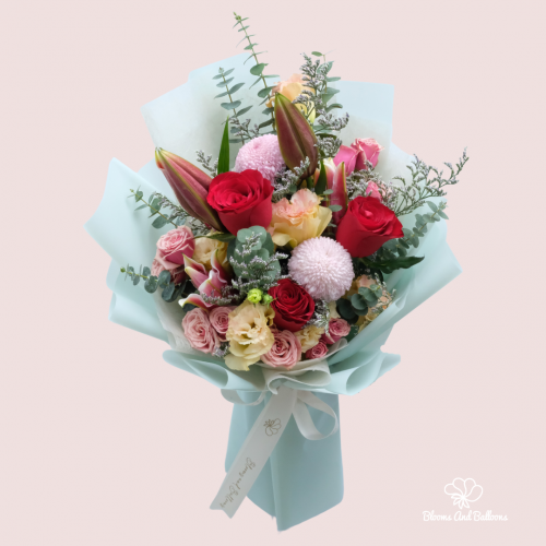 Mom's Tiffany Bouquet
