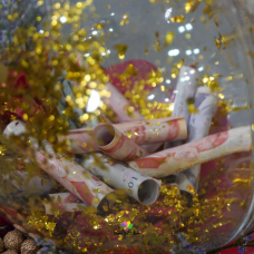 Explosive cash surprise hong bao