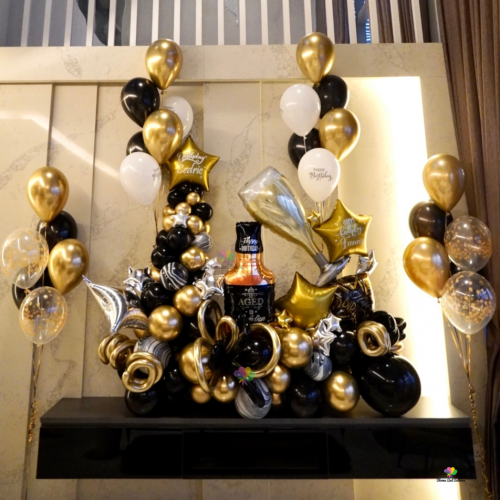 Balloon Marquee With Balloon Bouquets