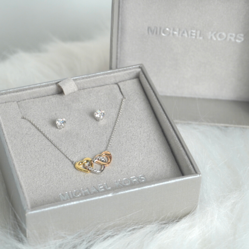 Micheal kors Tri-tone colour Heart with earrings set